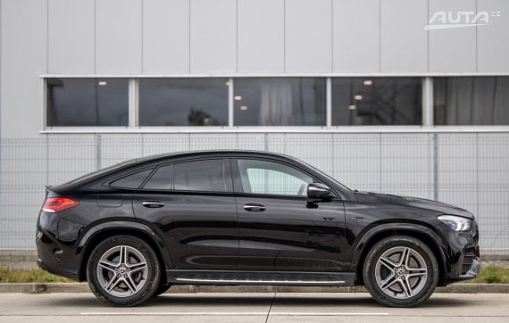 Mercedes-Benz GLE Kupé 400 d 4MATIC AT/9 243kW 2020 / AJ NA SPLÁTKY / PROTIÚČET 2020 černá