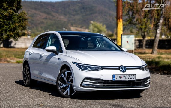 Volkswagen Golf 2.0 TSi 190k Style 4Motion 140kW 2024 / AJ NA SPLÁTKY / PROTIÚČET 2024 bílá