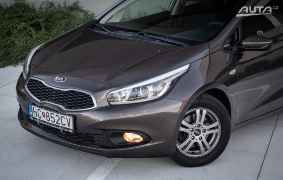 Kia Ceed SW 1.6 GDI, 99 kW, M6, 5d. / AJ NA SPLÁTKY / PROTIÚČET / 2013 hnědá