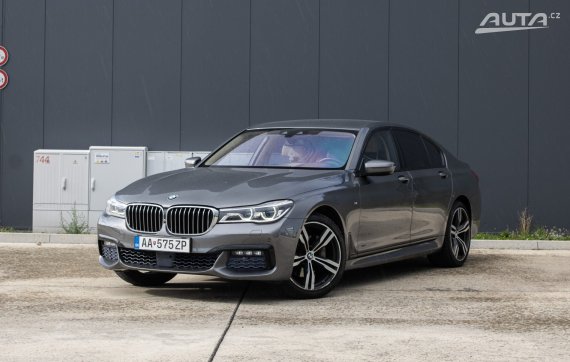 BMW Rad 7 740d xDrive A/T, 235kW (2016) / AJ NA SPLÁTKY / PROTIÚČET / 2016 - hlavní pohled