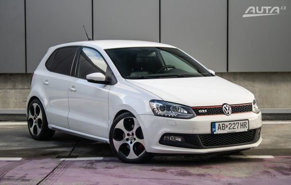 Volkswagen Polo GTI 1.4 TSI 132kW AT/7 2012 / AJ NA SPLÁTKY / PROTIÚČET 2012 bílá