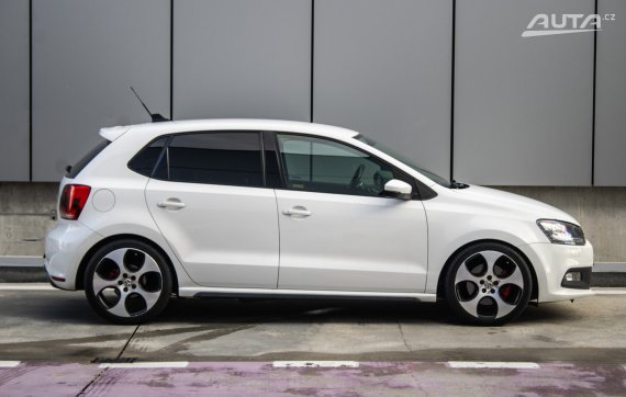 Volkswagen Polo GTI 1.4 TSI 132kW AT/7 2012 / AJ NA SPLÁTKY / PROTIÚČET 2012 bílá