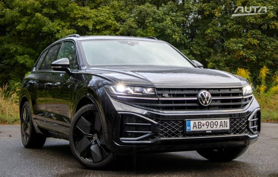 Volkswagen Touareg 3.0 V6 TDI R-Line 4Motion / 210kw / A8 / ZÁRUKA / AJ NA SPLÁTKY / PROTIÚČET 2025 černá