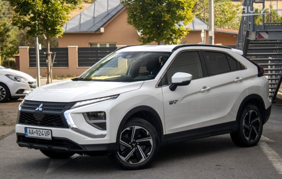 Mitsubishi Eclipse Cross 2.4 MIVEC PHEV / 72kW / CVT / ZÁRUKA / AJ NA SPLÁTKY / PROTIÚČET 2022 - hlavní pohled