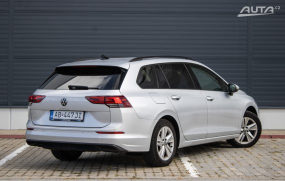 Volkswagen Golf Variant 2.0 TDI DSG, 110kW (2022) / AJ NA SPLÁTKY / PROTIÚČET / 2022 stříbrná metalíza