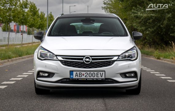 Opel Astra Sport Tourer ST+ 1.6 CDTI S&amp;S 136k, 100 kW, M6, 5d. / AJ NA SPLÁTKY / PROTIÚČET / 2018 bílá