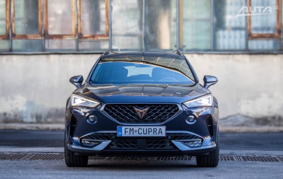 Cupra Formentor 2.0 TSI AT/7 140kW 2023 4x4 / AJ NA SPLÁTKY / PROTIÚČET 2023 modrá