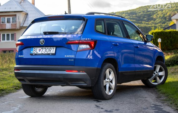 Škoda Karoq 2.0 TDI Ambition 4x4 / 110kW / M6 / ZÁRUKA / AJ NA SPLÁTKY / PROTIÚČET 2018 modrá