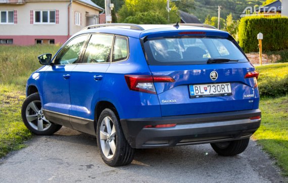 Škoda Karoq 2.0 TDI Ambition 4x4 / 110kW / M6 / ZÁRUKA / AJ NA SPLÁTKY / PROTIÚČET 2018 modrá