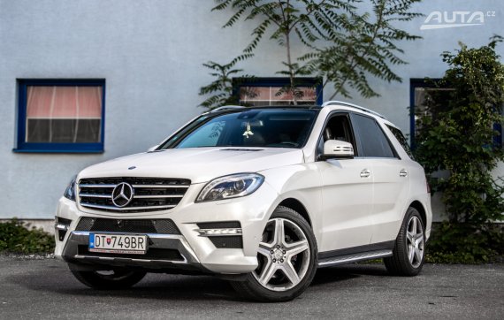 Mercedes-Benz ML 250 BLUETEC 4MATIC 150kW AT/7 / AJ NA SPLÁTKY / PROTIÚČET 2014 - hlavní pohled