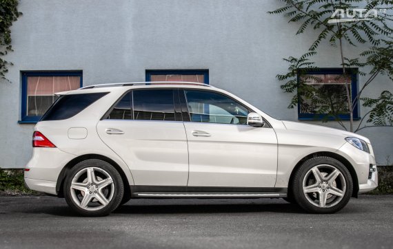 Mercedes-Benz ML 250 BLUETEC 4MATIC 150kW AT/7 / AJ NA SPLÁTKY / PROTIÚČET 2014 bílá