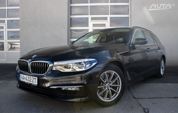 BMW Rad 5 Touring 530d xDrive G31 / 195kW / A8 / ZÁRUKA / AJ NA SPLÁTKY / PROTIÚČET 2017 - hlavní pohled