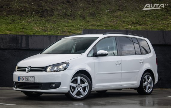 Volkswagen Touran 2.0 TDI DSG, 103kW (2012) / AJ NA SPLÁTKY / PROTIÚČET /