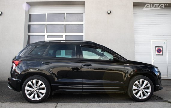 Škoda Karoq 2.0 TDI Sportline 4x4 / 110kW / M6 / ZÁRUKA / AJ NA SPLÁTKY / PROTIÚČET 2019 černá