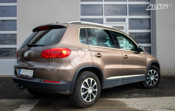 Volkswagen Tiguan 1.4 TSI 4-Motion Sport &amp; Style / 118kW / M6 / ZÁRUKA / AJ NA SPLÁTKY / PROTIÚČET 2013 hnědá