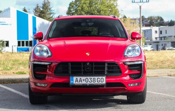 Porsche Macan GTS 4x4 A/T, 265kW (2017) / AJ NA SPLÁTKY / PROTIÚČET / 2017 červená