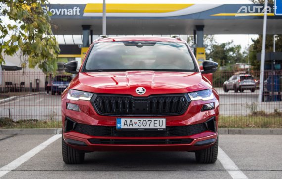 Škoda Karoq 1.5 TSI Sportline DSG, 110kW (2023) / AJ NA SPLÁTKY / PROTIÚČET / 2023 červená