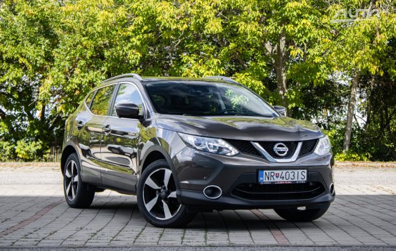 Nissan Qashqai DIG-T 115k, 85 kW, M6, 5d. / AJ NA SPLÁTKY / PROTIÚČET / 2016 hnědá