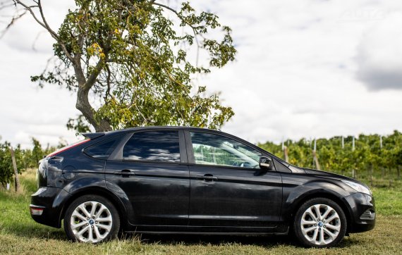 Ford Focus 2010 MT/5 85kW 2010 černá