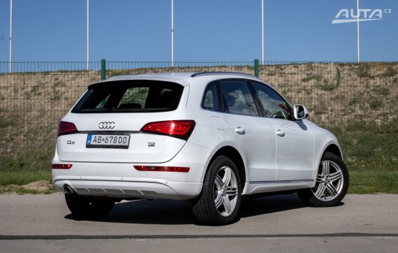 Audi Q5 2.0 TDI 177k DPF quattro S tronic, 130 kW, A7. / AJ NA SPLÁTKY / PROTIÚČET / 2012 bílá