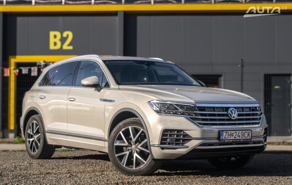 Volkswagen Touareg 3.0 TDI Elegance 4Motion / 170kW / A8 / ZÁRUKA / AJ NA SPLÁTKY / PROTIÚČET 2020 hnědá