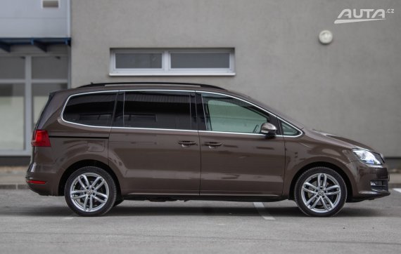 Volkswagen Sharan 2.0 TDI BMT 103kW MT/6 2012 - 7 Miest / AJ NA SPLÁTKY / PROTIÚČET 2012 hnědá