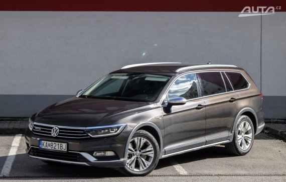 Volkswagen Passat Alltrack 2.0 BiTDI BMT Highline DSG / 176kW / A7 / ZÁRUKA / AJ NA SPLÁTKY / PROTIÚČET