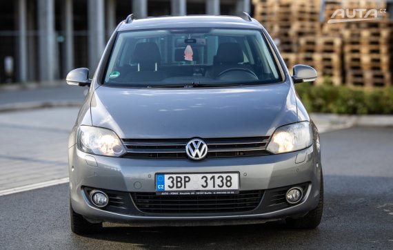 Volkswagen Golf Plus 77kW 2010 MT/6 2010 šedá