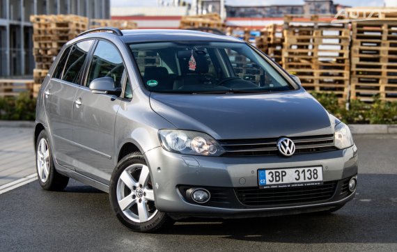 Volkswagen Golf Plus 77kW 2010 MT/6 2010 šedá