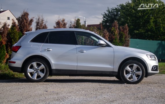 Audi Q5 2.0 TDI Quattro S Tronic / 130kW / A7 / AJ NA SPLÁTKY / PROTIÚČET 2012 stříbrná metalíza