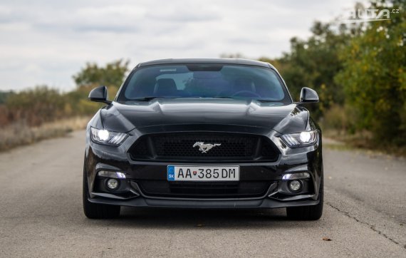 Ford Mustang 5.0 Ti-VCT V8 GT 310kW 2016 RWD / AJ NA SPLÁTKY / PROTIÚČET 2016 černá