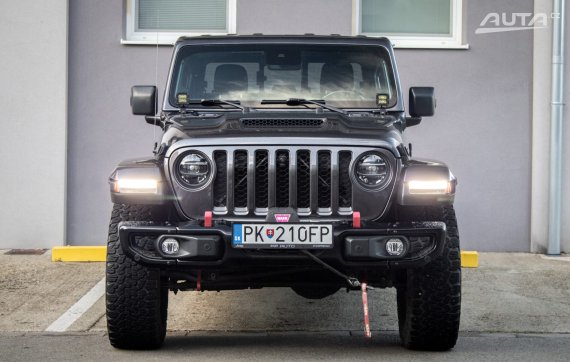 Jeep Gladiator 3.0 CRD 4WD A/T, 194 kW, A8, 4d. / AJ NA SPLÁTKY / PROTIÚČET / 2021 šedá