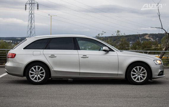 Audi A4 Avant 2.0 TDI, 100kW (2013) / AJ NA SPLÁTKY / PROTIÚČET / 2013 šedá