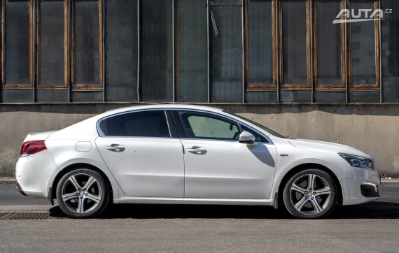 Peugeot 508 2.0 BlueHDi GT / 133kW / A6 / ZÁRUKA / AJ NA SPLÁTKY / PROTIÚČET 2016 bílá