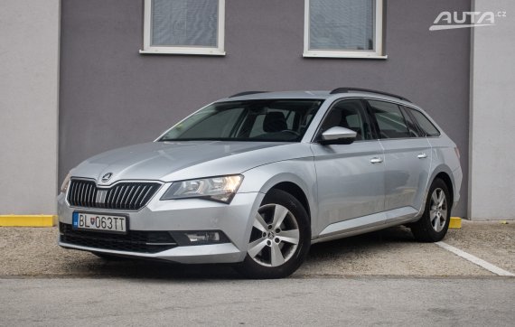 Škoda Superb Combi 1.6 TDI, 88kW (2016) / AJ NA SPLÁTKY / PROTIÚČET / 2016 - hlavní pohled