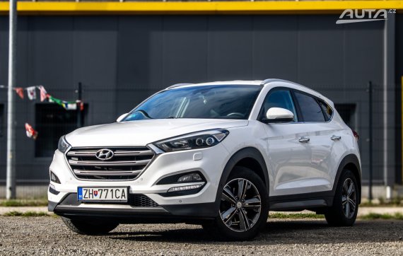Hyundai Tucson 1.6 T-GDi 130kW 4x4 AT/7 2015 / AJ NA SPLÁTKY / PROTIÚČET 2015 - hlavní pohled