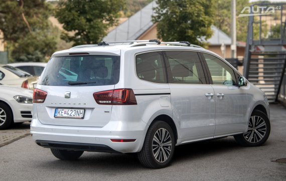 Seat Alhambra 2.0 TDI Xcellence Family 4Drive / 130kW / A7 / ZÁRUKA / AJ NA SPLÁTKY / PROTIÚČET 2020 stříbrná metalíza