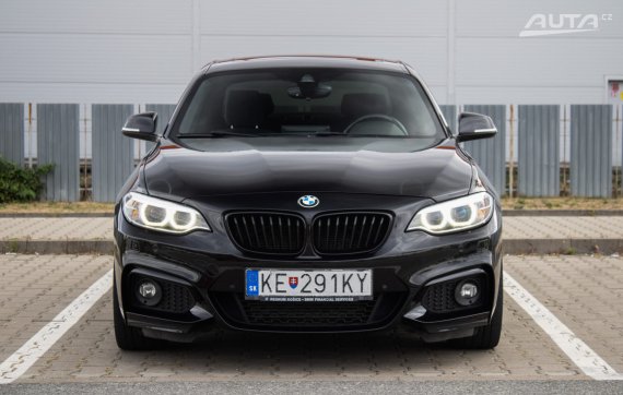 BMW Rad 2 Coupé 220d A/T, 135kW (2016) / AJ NA SPLÁTKY / PROTIÚČET / 2016 černá
