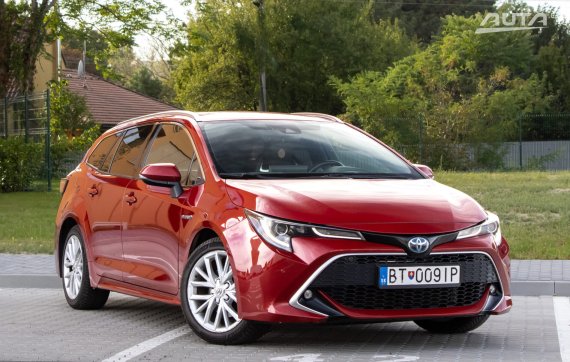 Toyota Corolla Combi 2.0 Hybrid Dynamic Force Executive / 112kW / E-CVT / ZÁRUKA / AJ NA SPLÁTKY / PROTIÚČET 2019 červená