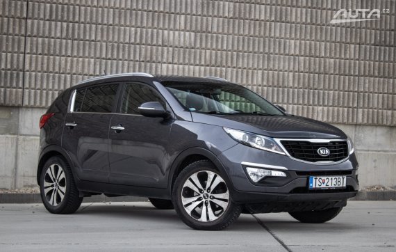 Kia Sportage 2.0 CRDi VGT 2WD, 100 kW, M6, 5d. / AJ NA SPLÁTKY / PROTIÚČET / 2012 šedá