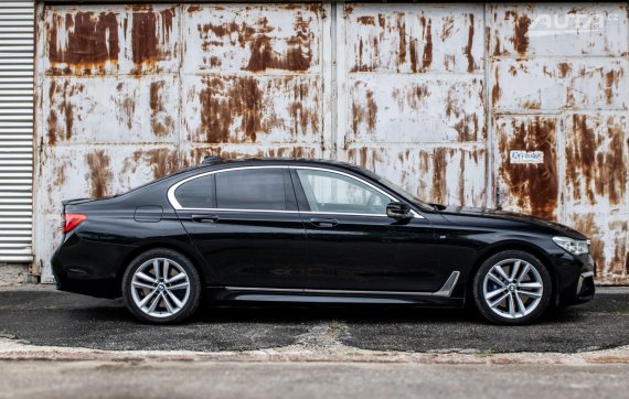BMW Rad 7 740d xDrive M-paket 235kW 2018 / AJ NA SPLÁTKY / PROTIÚČET 2018 černá