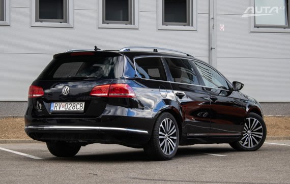 Volkswagen Passat Variant 1.6 TDI, 77kW (2012) / AJ NA SPLÁTKY / PROTIÚČET / 2012 černá