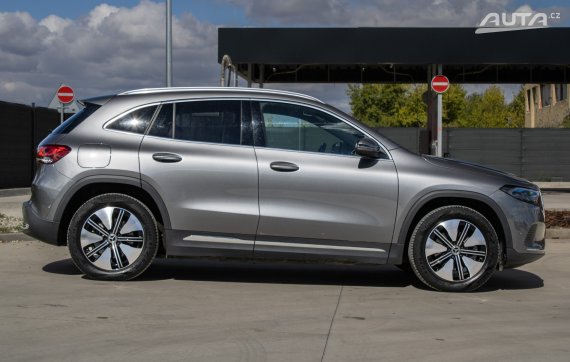 Mercedes-Benz EQA 250+, 140 kW, A1, 5d. / AJ NA SPLÁTKY / PROTIÚČET / 2023 šedá