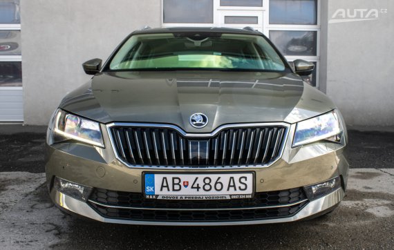 Škoda Superb Combi 2.0 TDI Style / 140kW / M6 / ZÁRUKA / AJ NA SPLÁTKY / PROTIÚČET 2017 zelená