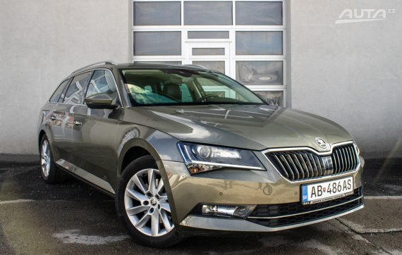 Škoda Superb Combi 2.0 TDI Style / 140kW / M6 / ZÁRUKA / AJ NA SPLÁTKY / PROTIÚČET 2017 zelená