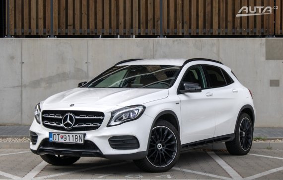 Mercedes-Benz GLA 200d 4Matic AMG Line / 100kW / A7 / ZÁRUKA / AJ NA SPLÁTKY / PROTIÚČET