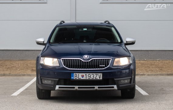 Škoda Octavia Combi 2.0 TDI Scout 4x4 DSG, 135kW (2015) / AJ NA SPLÁTKY / PROTIÚČET / 2015 modrá