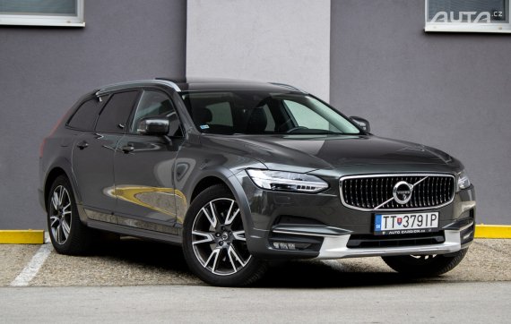 Volvo V90 CC D4 2.0L Pro AWD / 140kW / A8 / ZÁRUKA / AJ NA SPLÁTKY / PROTIÚČET 2020 šedá