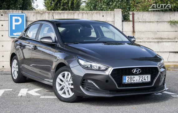 Hyundai i30 1.6 CRDi, 100kW (2019) 2019 šedá