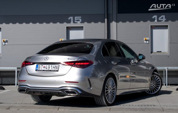 Mercedes-Benz C trieda Sedan C200 mHEV 4MATIC / 150kW / A9 / ZÁRUKA / AJ NA SPLÁTKY / PROTIÚČET 2022 stříbrná metalíza